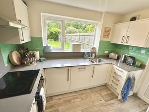 Photo 11- click for photo gallery